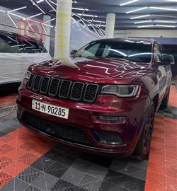 جیپ گراند شیرۆکی